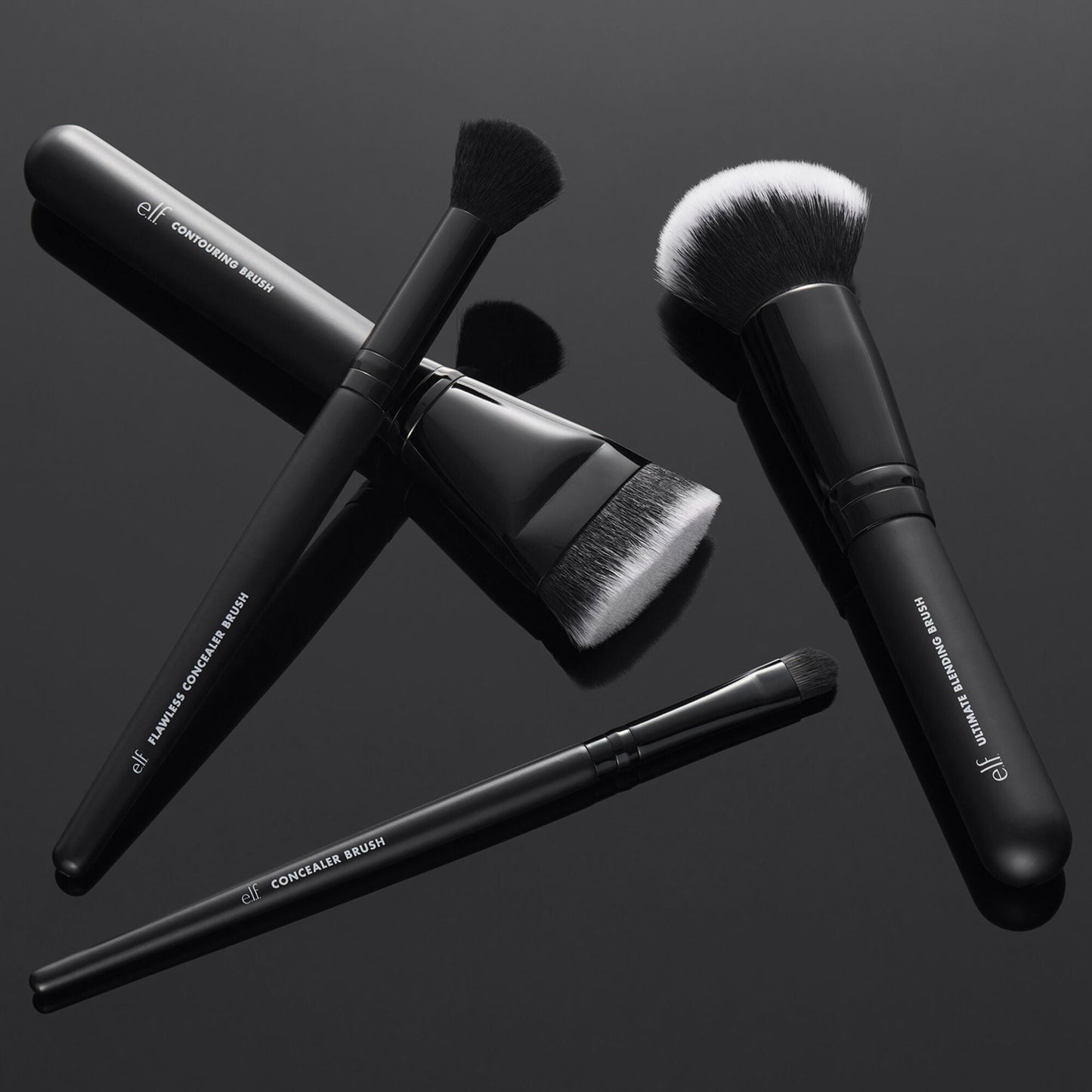 foundation-and-concealer-brush-set-j6 12142020_ComplexionPerfection-FaceBrush_0028_FocusBracket-MAIN_V2_IGF.jpg