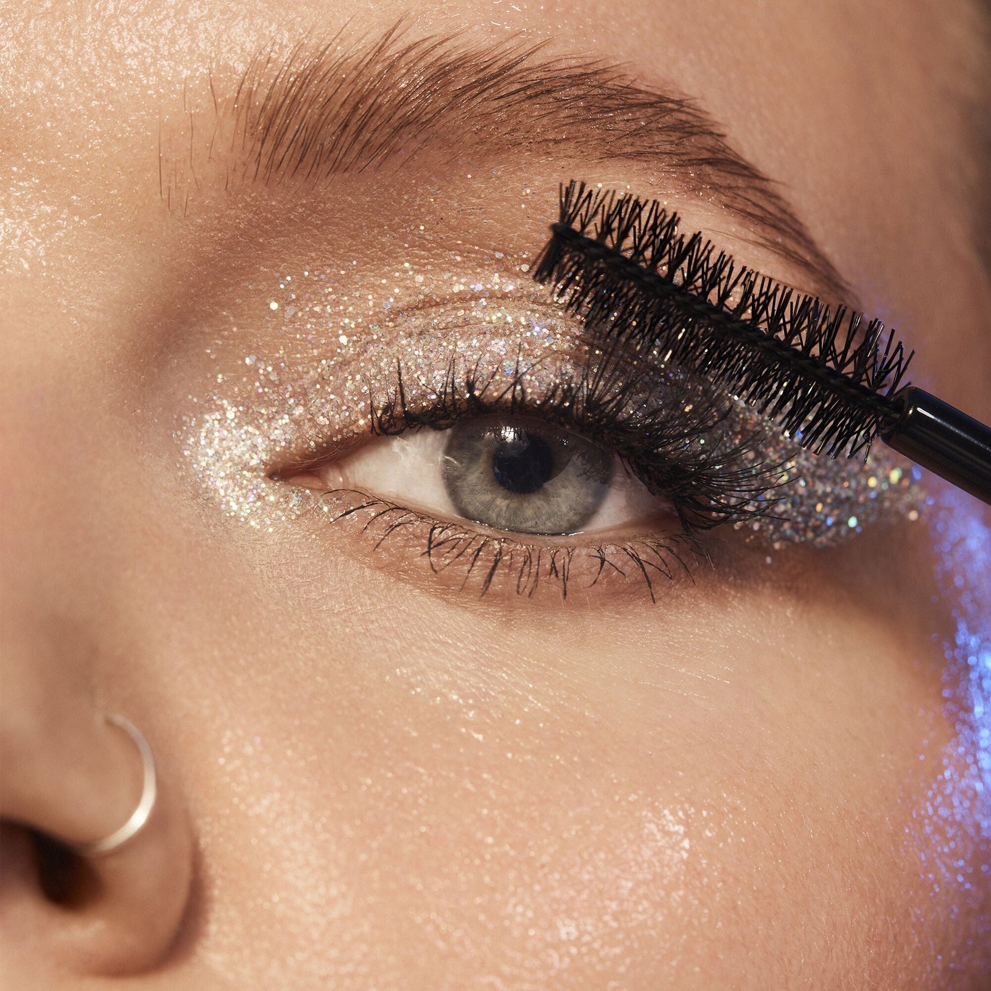 big-mood-waterproof-mascara-z3 013121_ToveLo_Mascara_0385_IGF_1_55f9a52b-3628-4190-803b-2260ed81d014.jpg