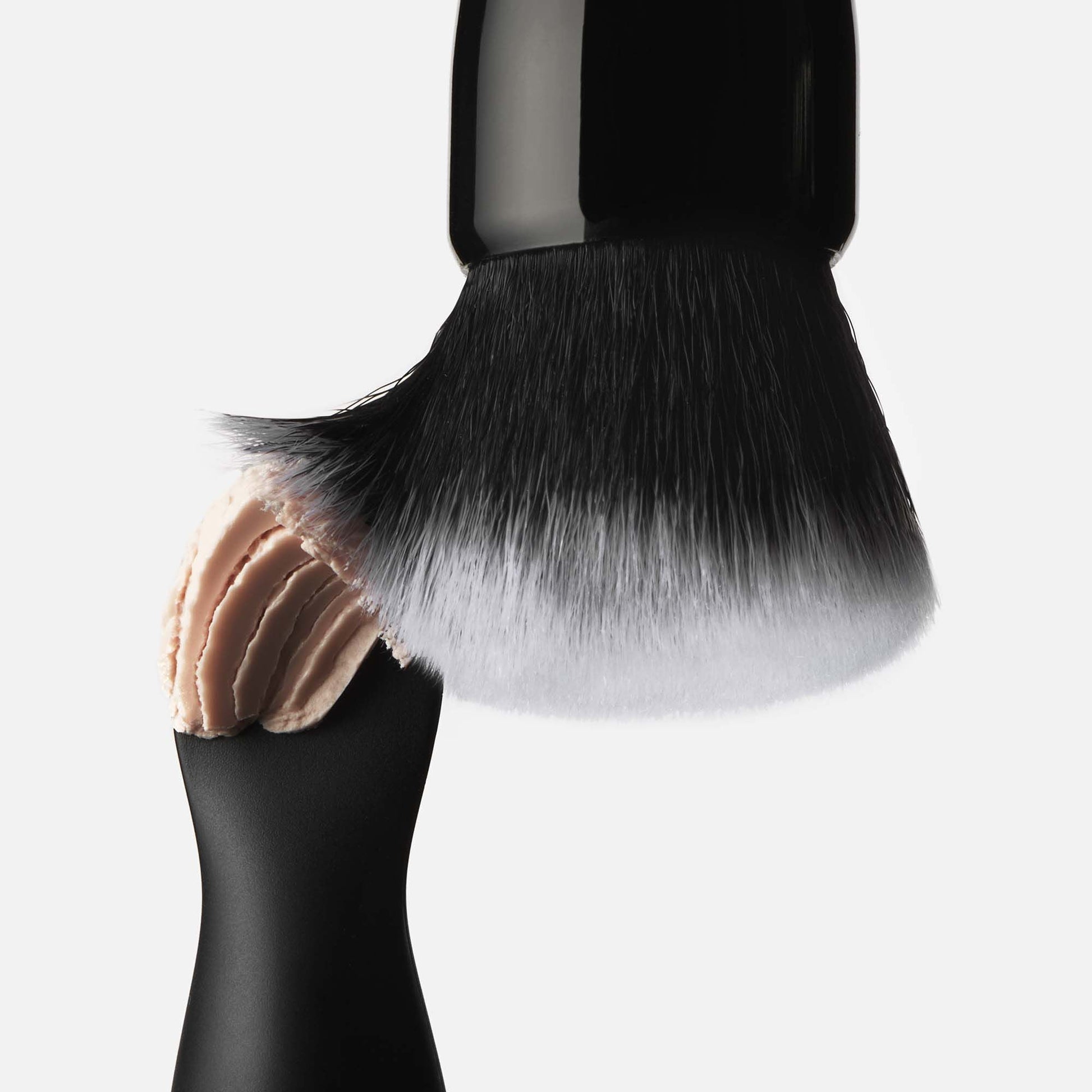 putty-primer-brush-and-applicator-t8 040523_SL_PuttyApplicator_0025_FINAL_RGB_IGF.jpg