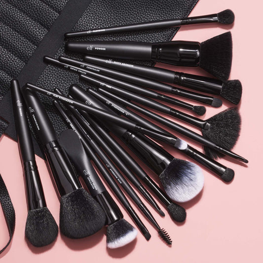17-piece-ultimate-makeup-brush-set-and-travel-roll-w8 042423_UltBrushSet_V1_Main-2_IGF.jpg