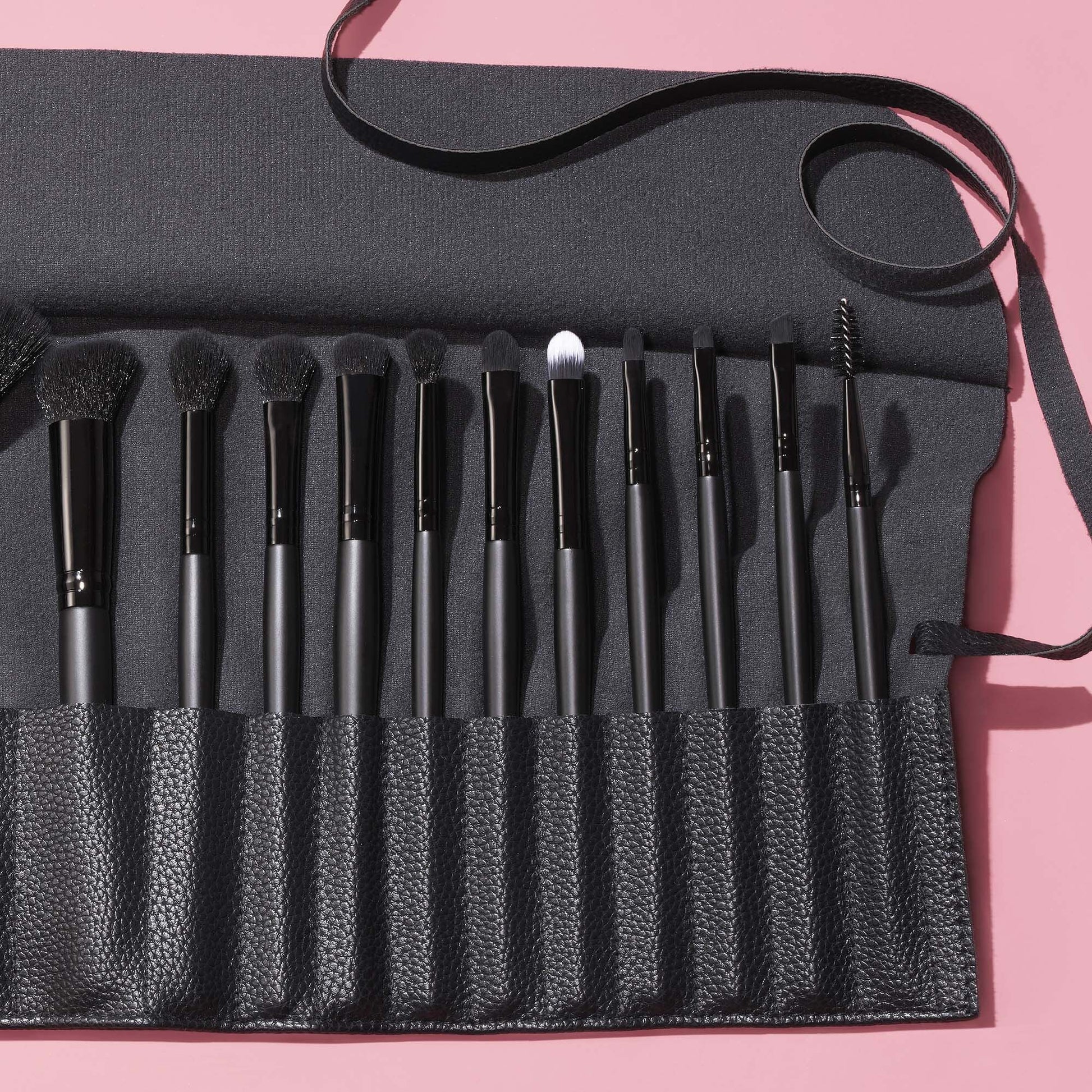 17-piece-ultimate-makeup-brush-set-and-travel-roll-g8 042423_UltBrushSet_V2_Main-2_IGF_carousel2.jpg