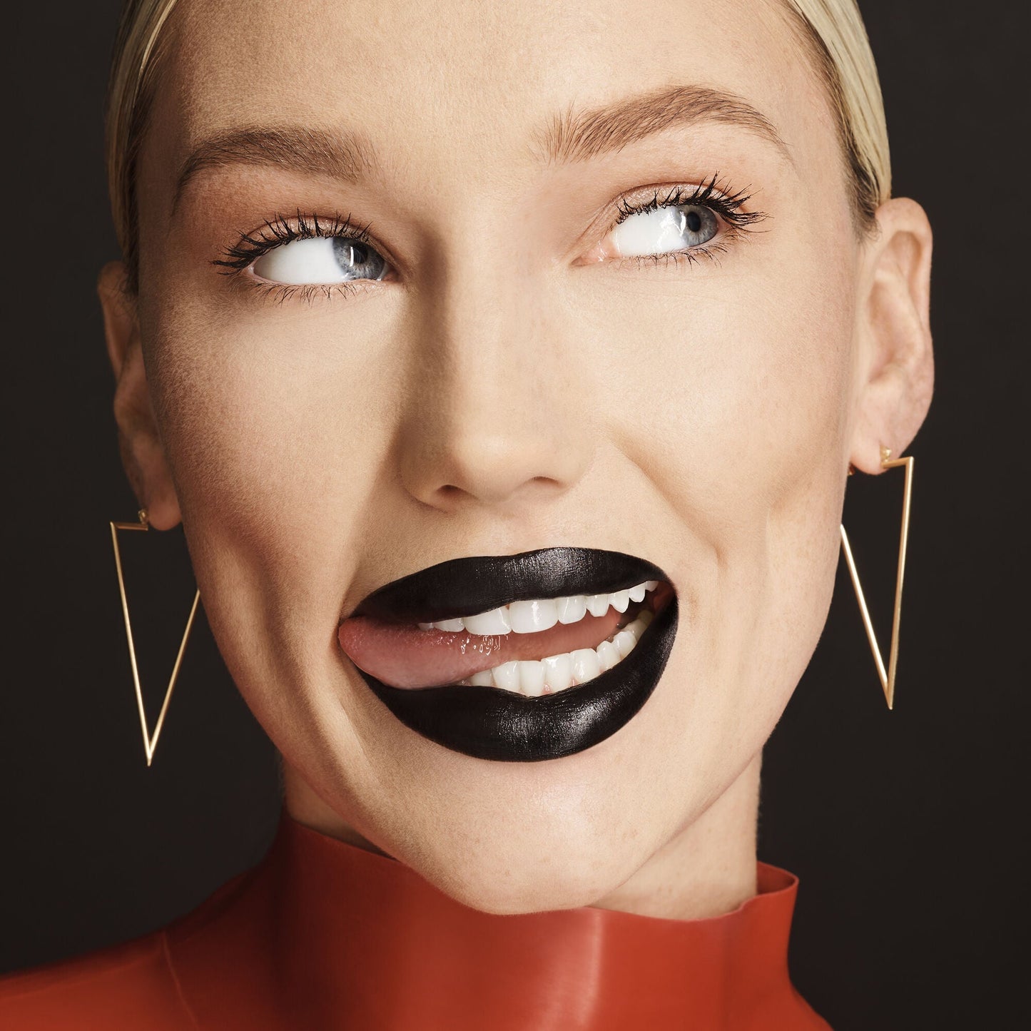 o-face-satin-lipstick-b4 071222_MD_Look4_0124_FINAL_RGB_IGF.jpg