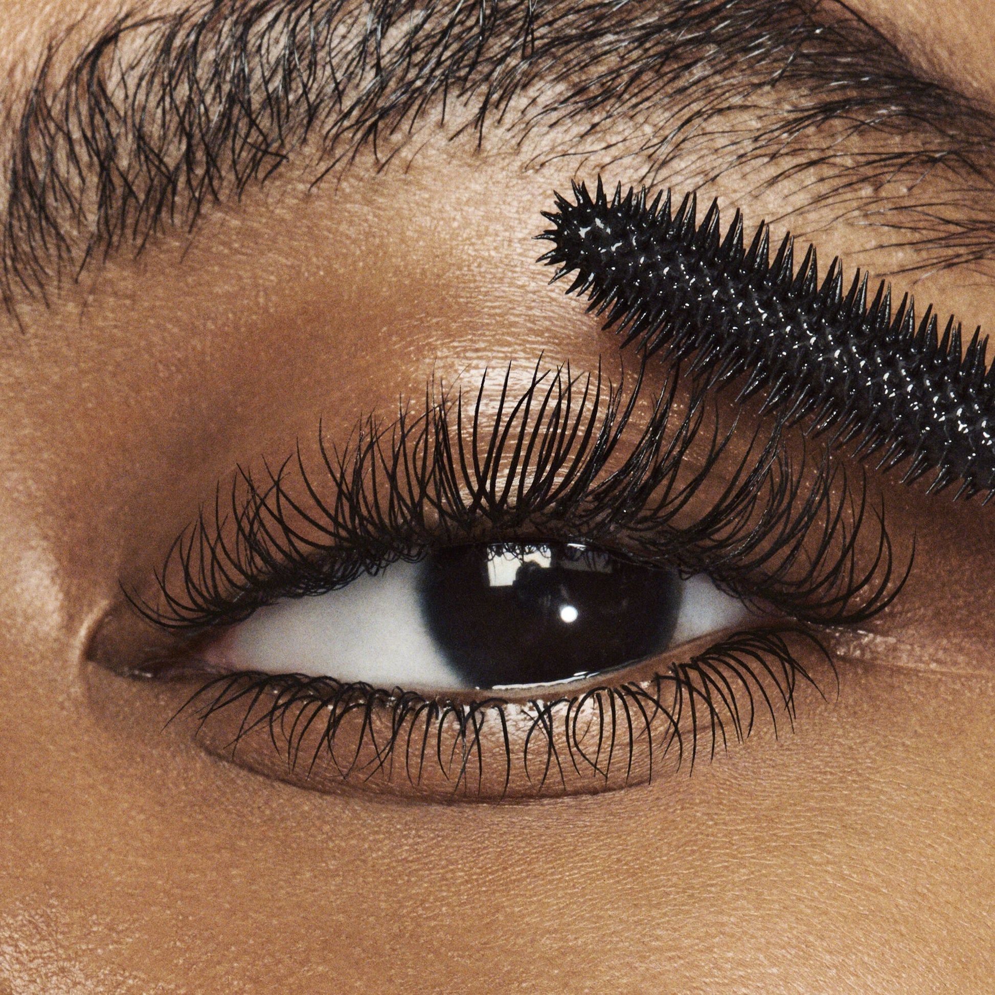 lash-it-loud-mascara-x9 09292020_Ashley_LashLip_065_v4b_IGF.jpg