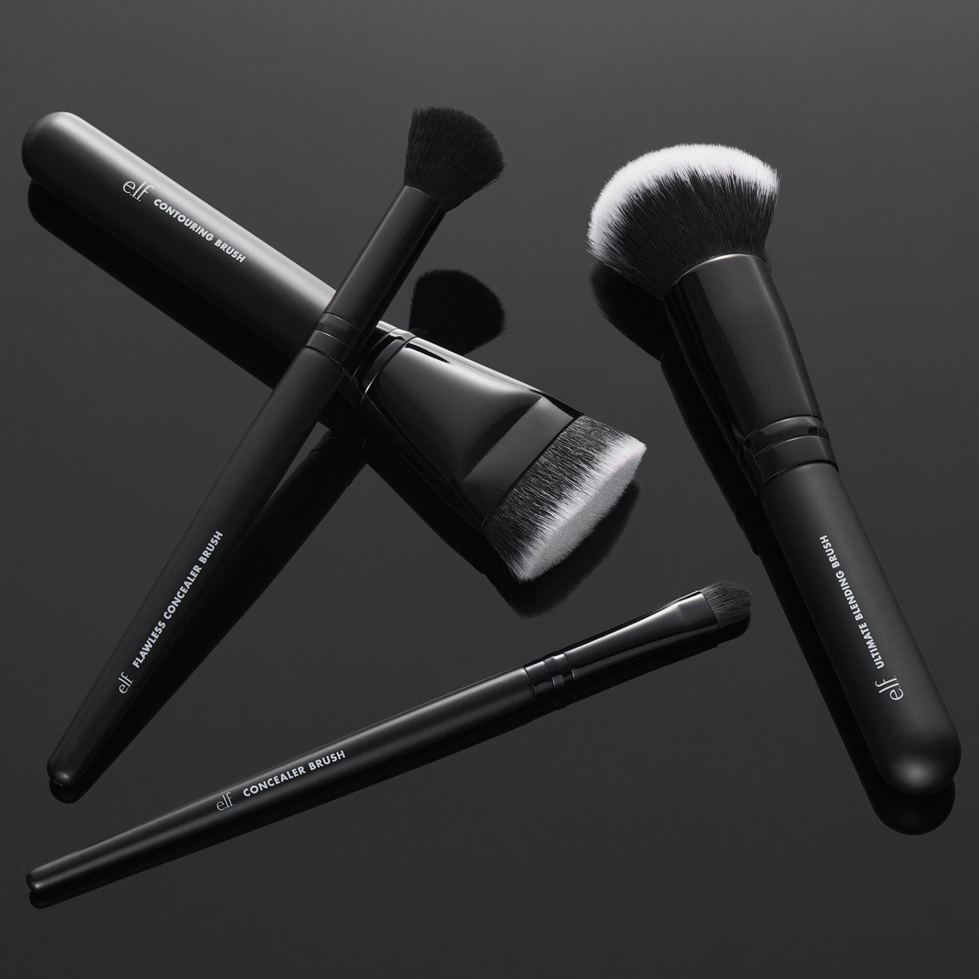 foundation-and-concealer-brush-set-j6 12142020_ComplexionPerfection-FaceBrush_0028_FocusBracket-MAIN_V2_IGF.jpg