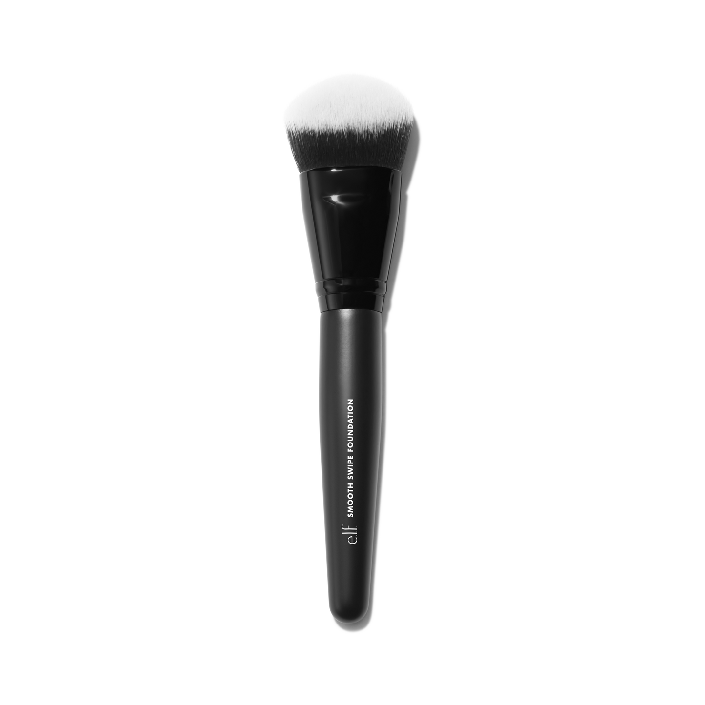 smooth-swipe-foundation-brush-l1 81456_Closed_V2_R.png
