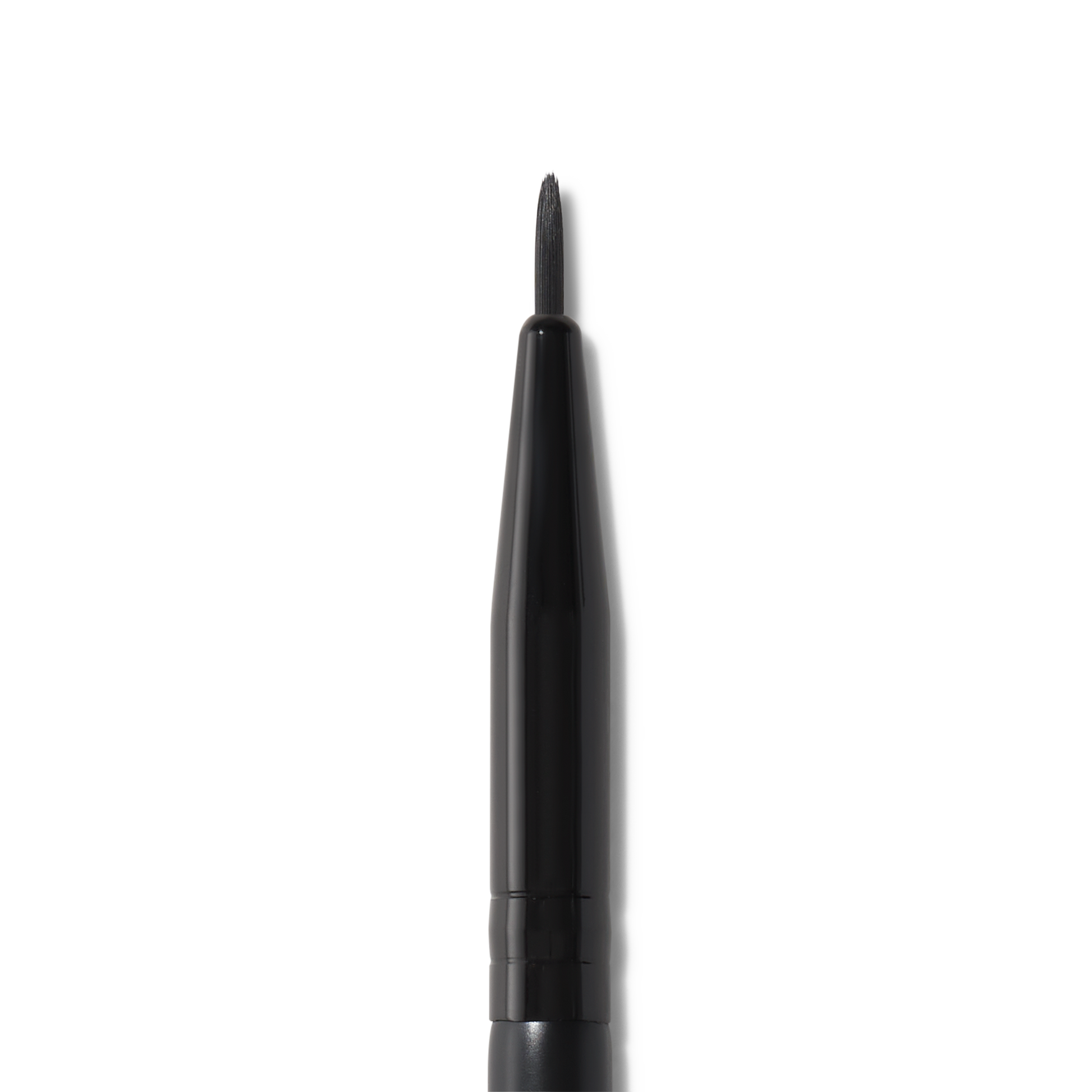 ultra-fine-eyeliner-brush-u1 81915_detail_R.png