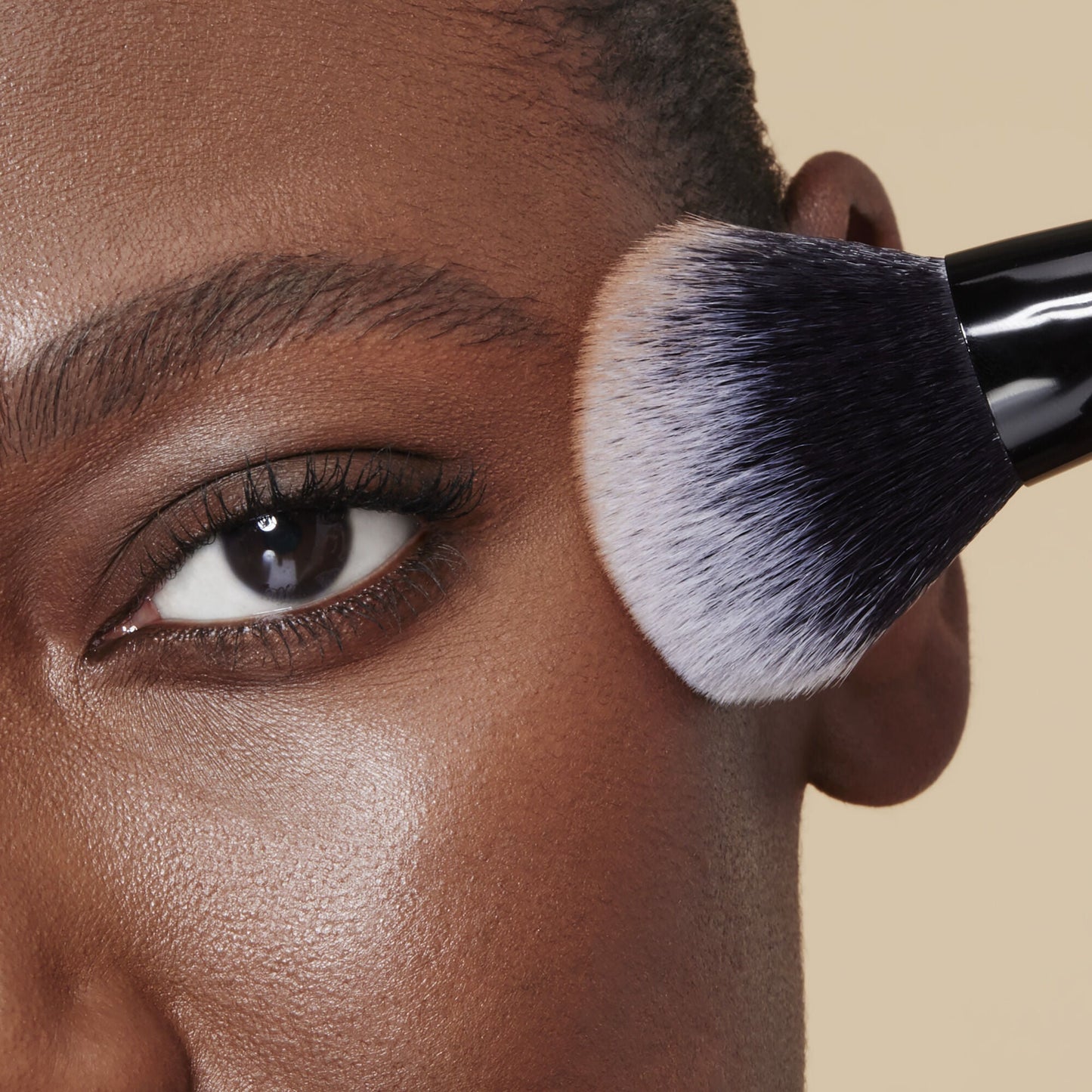 cream-and-powder-face-brush-t3 85352_CREAM_POWDER_FACE_BRUSH_DJ_0197.jpg