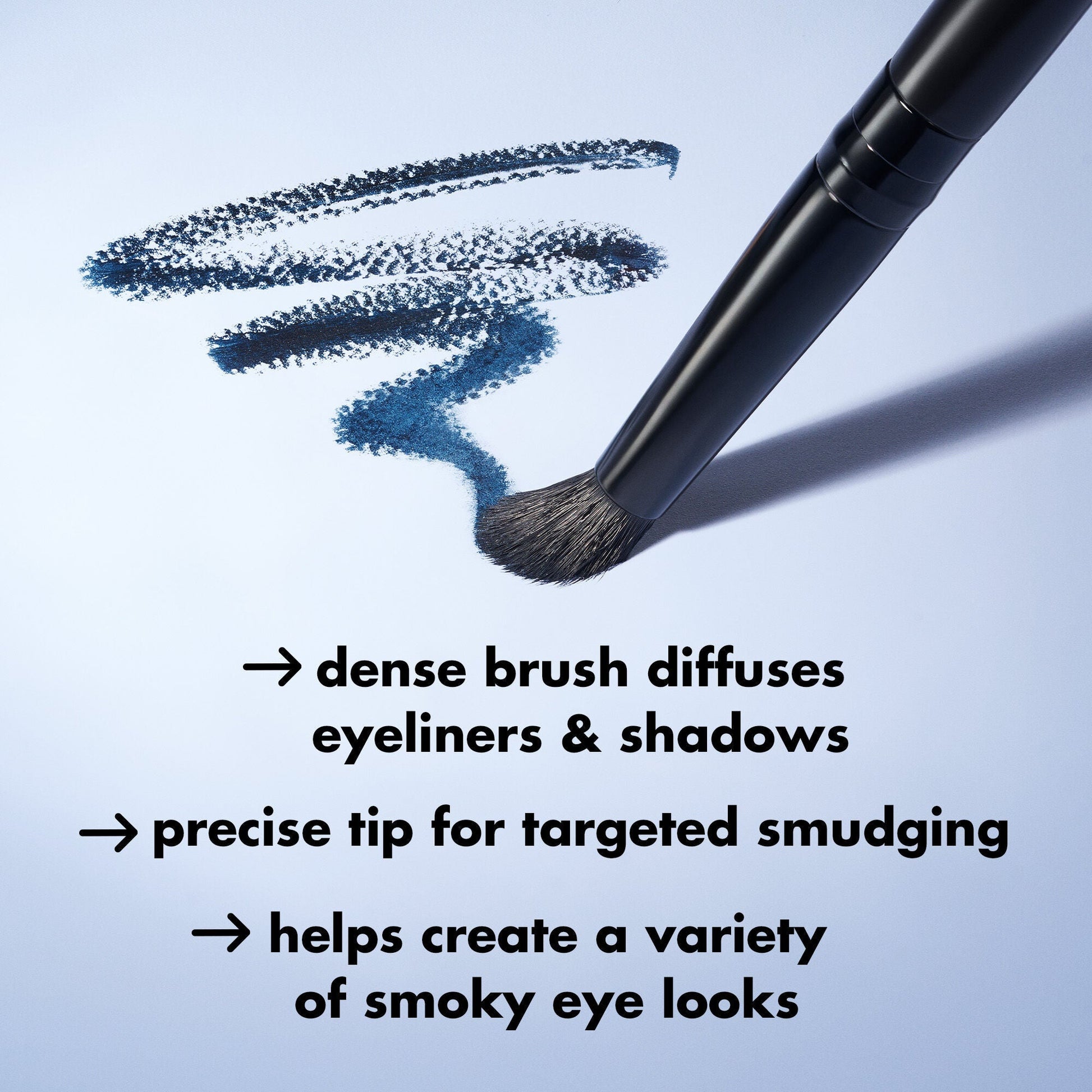 smudge-n-smoke-eyeliner-brush-d5 S25_EDUCATION_SMUDGE_N_SMOKE_EYELINER_BRUSH_PRODUCTINFO.jpg